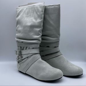 Kids Girls Unr8ed brand boots gray